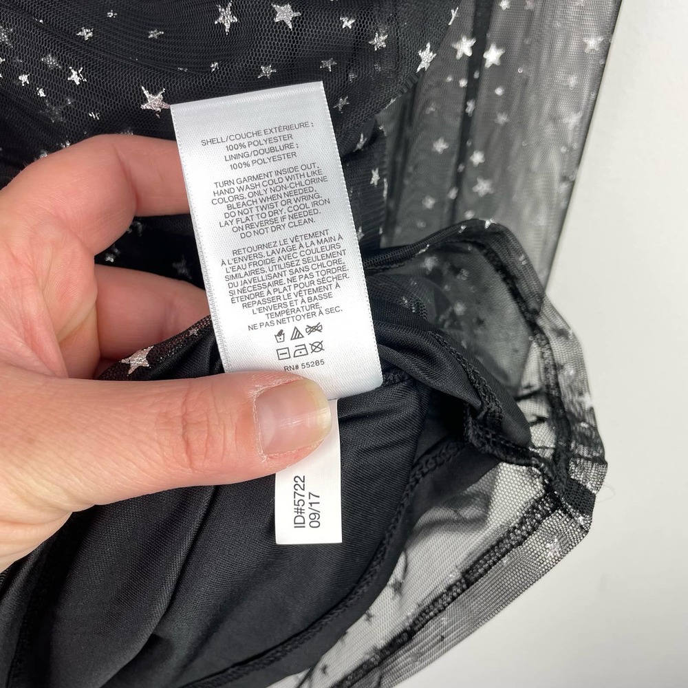NEW Express Black Silver Metallic Stars Sheer Blouse Size Medium - Picture 5 of 6